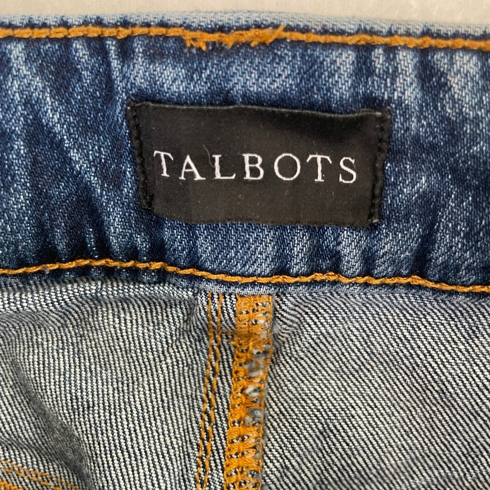 Talbots Women's High Waist Relaxed Jeans Palisades Wash Size 4 Denim - Picture 2 of 8